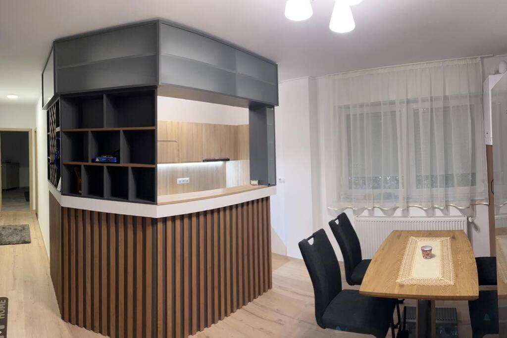 Bingo Apartman Cristuru Secuiesc Ngoại thất bức ảnh