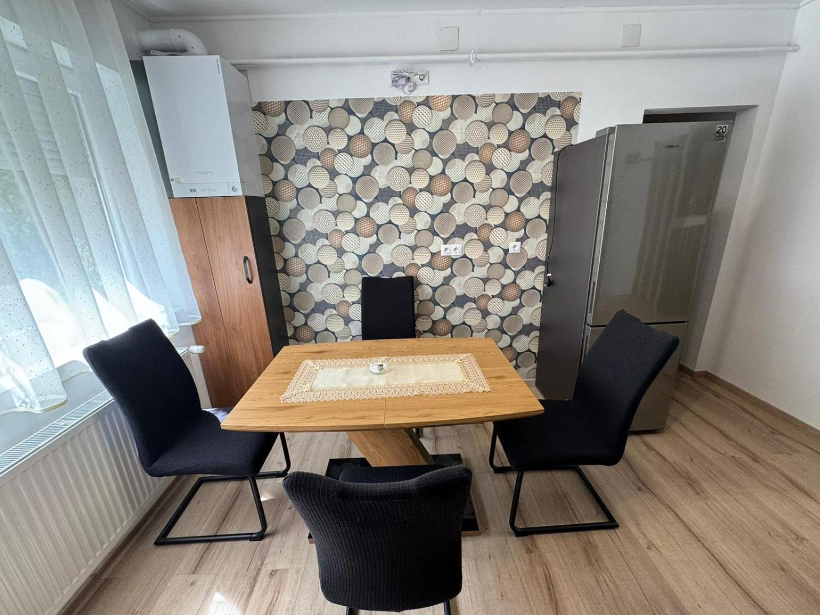 Bingo Apartman Cristuru Secuiesc Ngoại thất bức ảnh