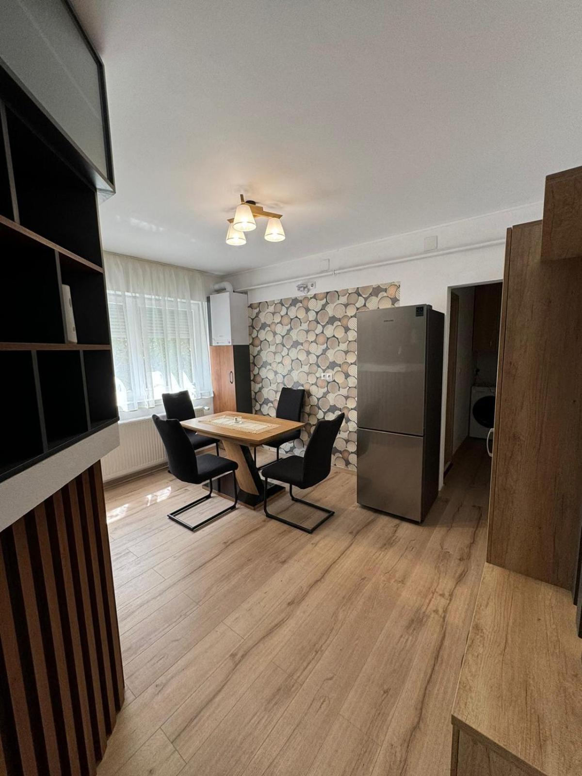 Bingo Apartman Cristuru Secuiesc Ngoại thất bức ảnh