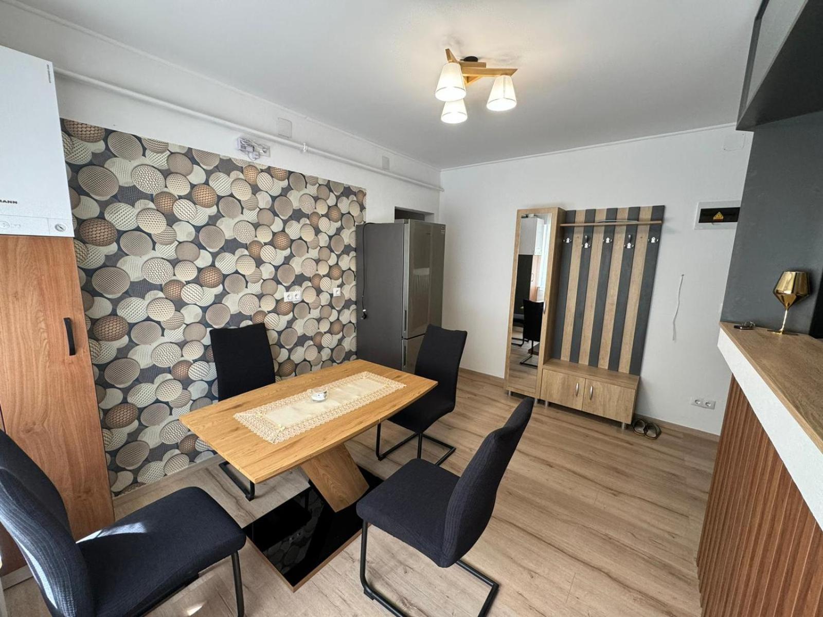 Bingo Apartman Cristuru Secuiesc Ngoại thất bức ảnh
